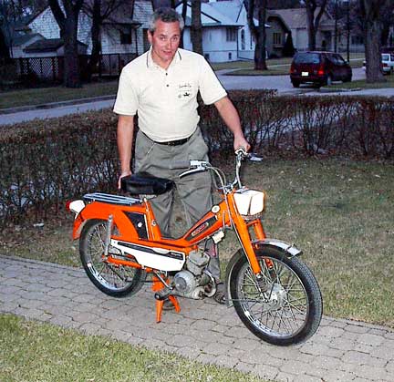 http://www.ftlcomm.com/ensign/bikers/moped/mobylette/002.jpg
